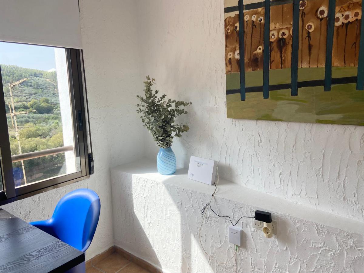 Remote Work In Spanish Mediterranean Countryside Vall de Almonacid Luaran gambar