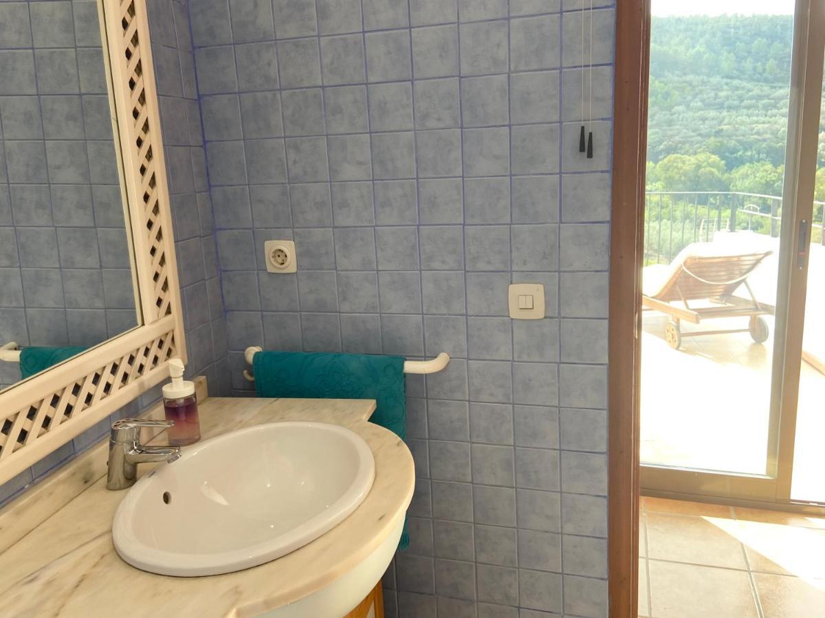 Remote Work In Spanish Mediterranean Countryside Vall de Almonacid Luaran gambar