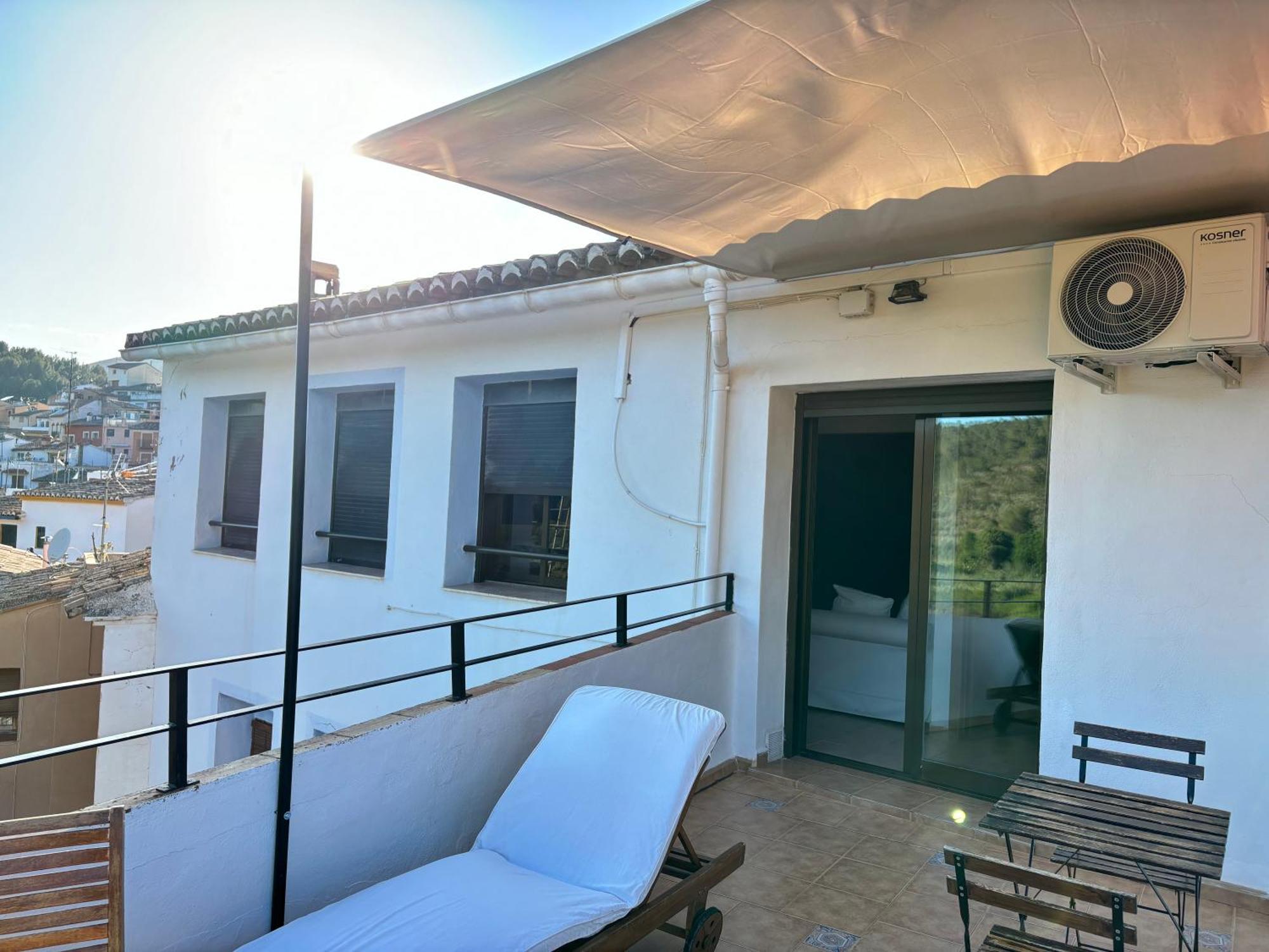 Remote Work In Spanish Mediterranean Countryside Vall de Almonacid Luaran gambar